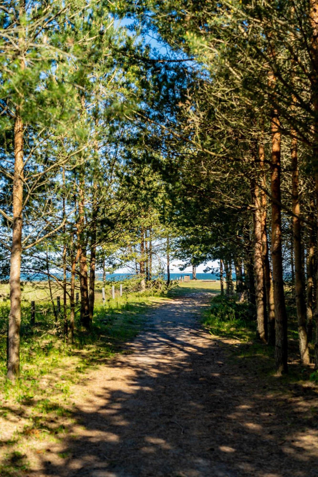 Imantas Nams Hotel Jurkalne Kültér fotó