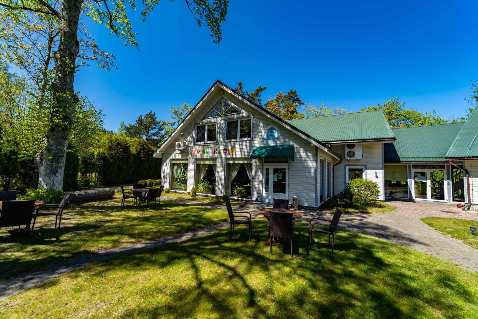 Imantas Nams Hotel Jurkalne Kültér fotó